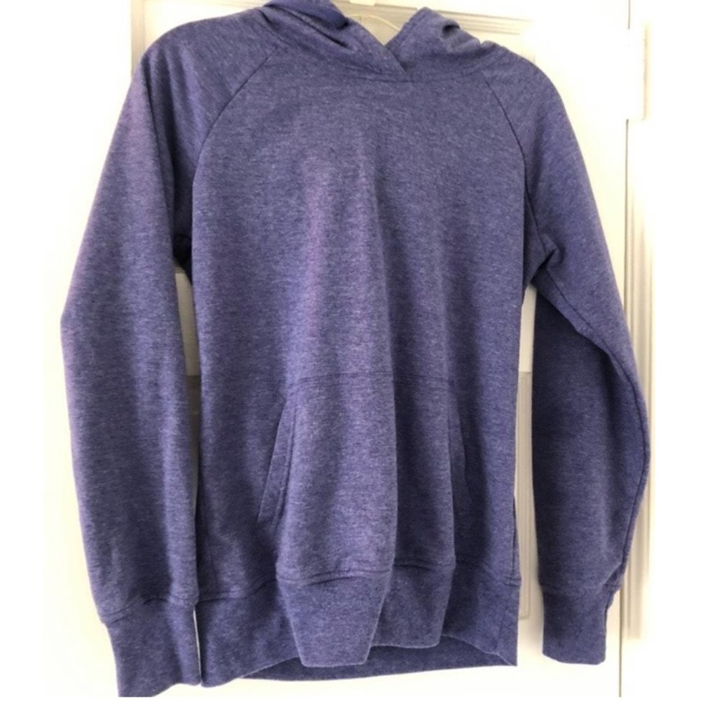 Good quality basic sweatshirt - Picture 2 of 3